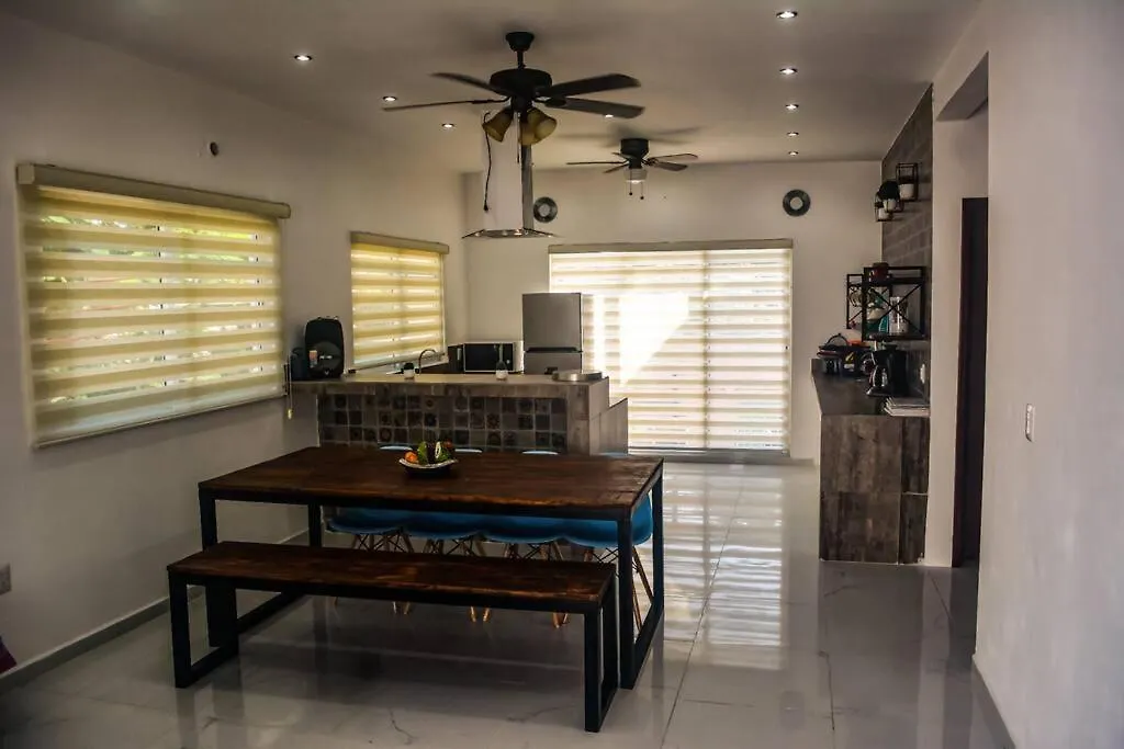 Casa Paloma 2 En Segunda Planta Cerca De Aeropuerto Y Centro Comercial Chetumal Mexico