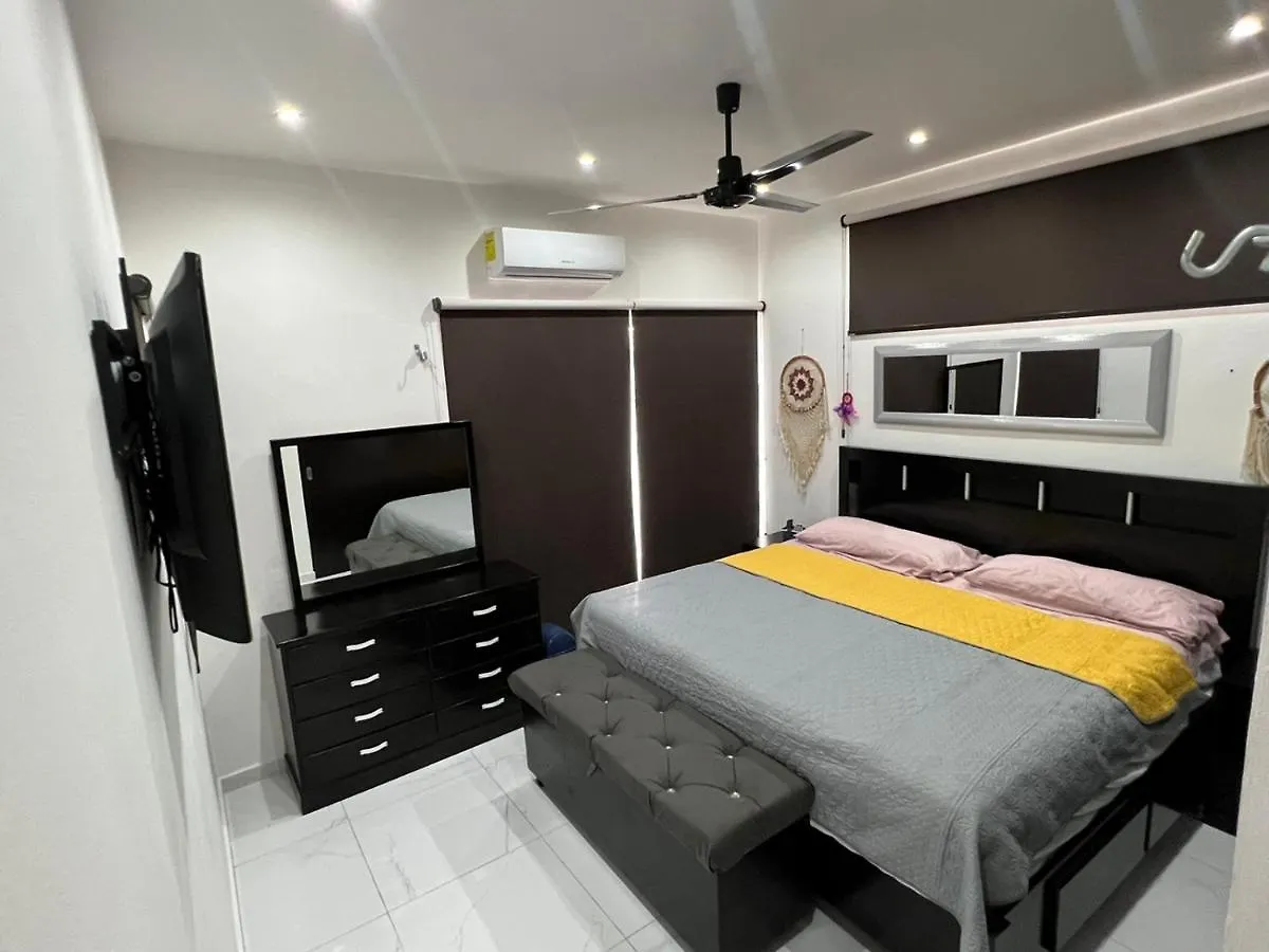 Apartment Casa Paloma 2 En Segunda Planta Cerca De Aeropuerto Y Centro Comercial Chetumal Mexico