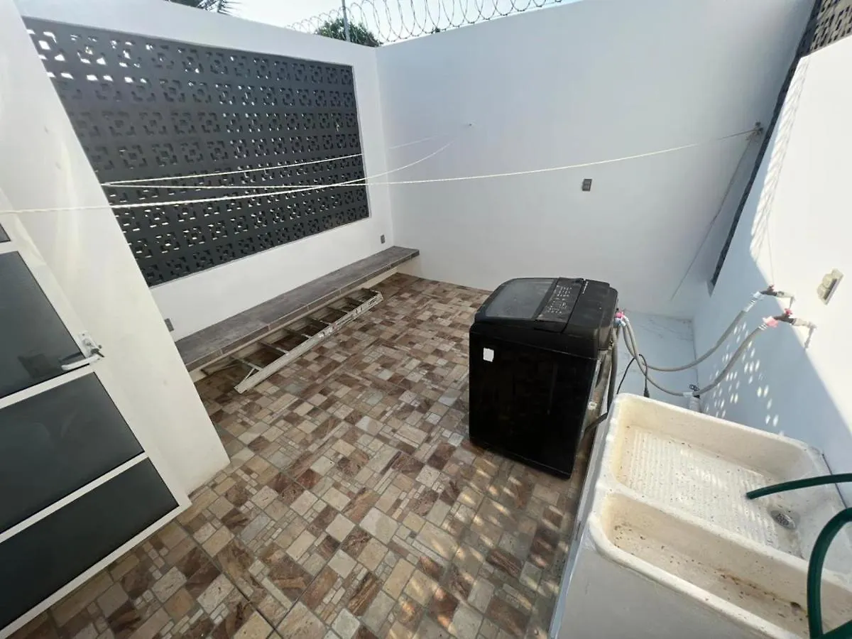 Casa Paloma 2 En Segunda Planta Cerca De Aeropuerto Y Centro Comercial Chetumal