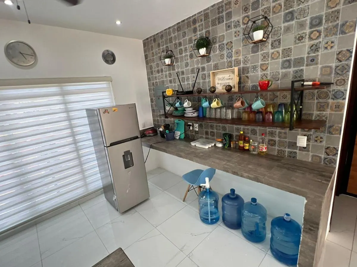 Casa Paloma 2 En Segunda Planta Cerca De Aeropuerto Y Centro Comercial Chetumal