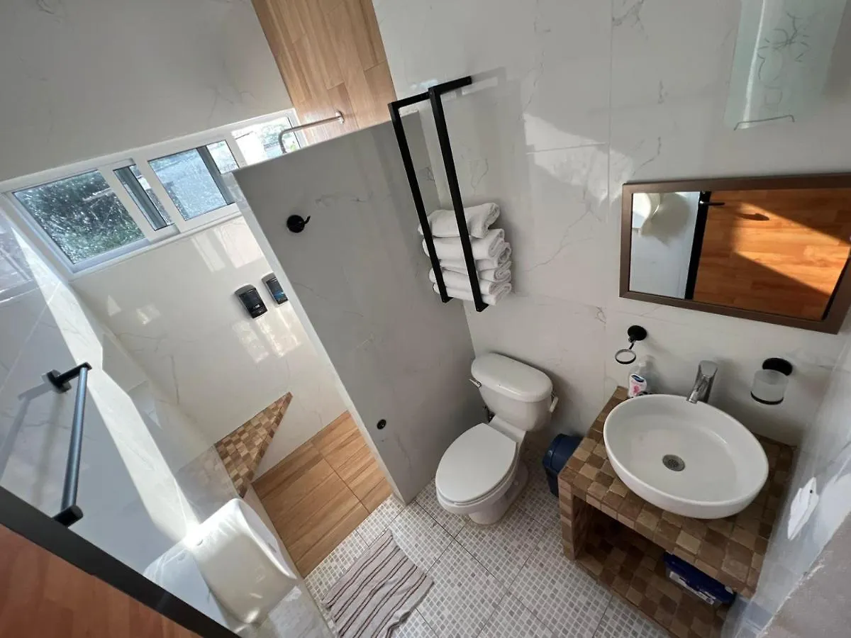 Casa Paloma 2 En Segunda Planta Cerca De Aeropuerto Y Centro Comercial Chetumal Mexico