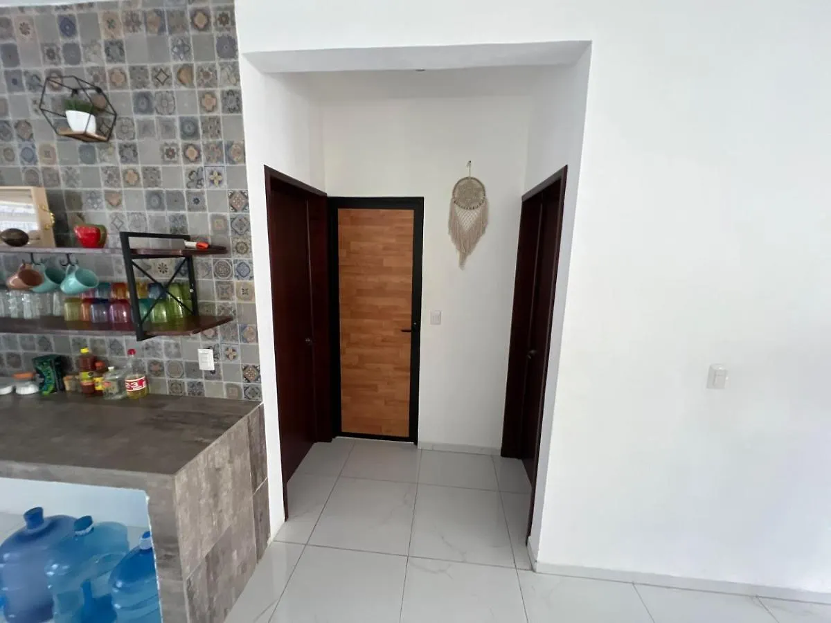 Casa Paloma 2 En Segunda Planta Cerca De Aeropuerto Y Centro Comercial Chetumal